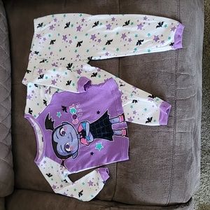 Vampirina PJ set **5/$10**